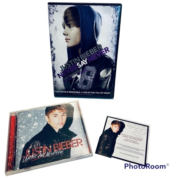 Christmas Justin Bieber Under The Mistletoe Deluxe Ed CD Never Say Never - Picture 1 of 8